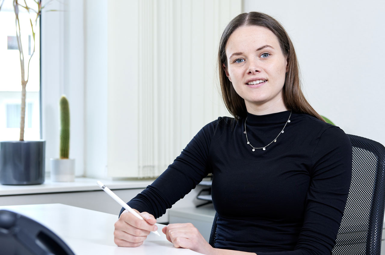 Svenja Felbick, Steuerfachangestellte